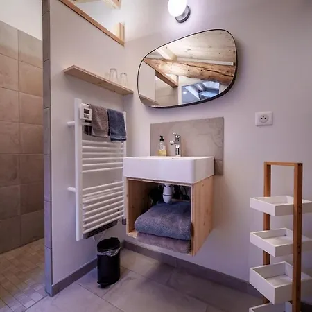 Semesterbostad Elegante Maison, 225 M2, Au Vert, 10 Personnes, 5 Chambres, 5 Salles De Bain